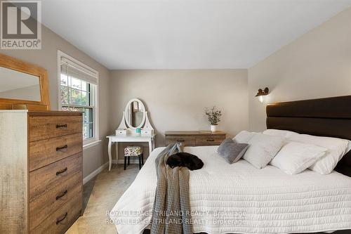 464 Regal Drive, London, ON - Indoor Photo Showing Bedroom