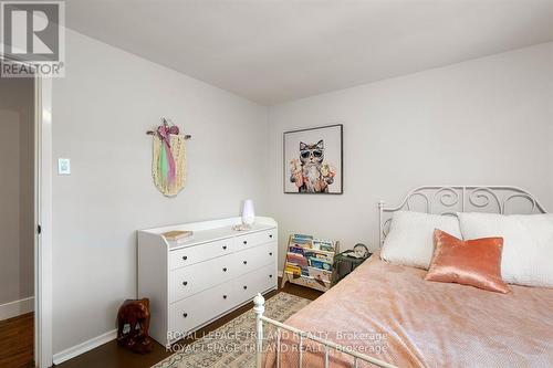 464 Regal Drive, London, ON - Indoor Photo Showing Bedroom