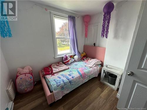 107 Young Street, Bathurst, NB - Indoor Photo Showing Bedroom