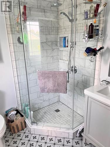 9 Shaw Place, Happy Valley-Goose Bay, NL - Indoor Photo Showing Bathroom