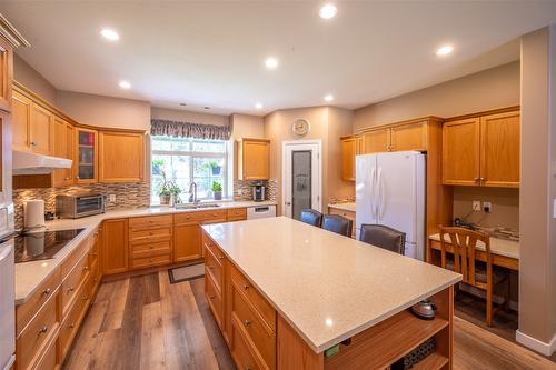 2454 Coalmont Road, Princeton, BC - Indoor Photo Showing Kitchen With Double Sink With Upgraded Kitchen