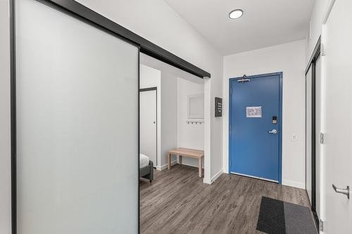 307-1083 Klo Road, Kelowna, BC - Indoor Photo Showing Other Room