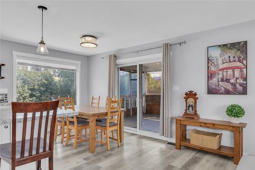 2322 Scenic Road, Kelowna, BC - Indoor Photo Showing Dining Room