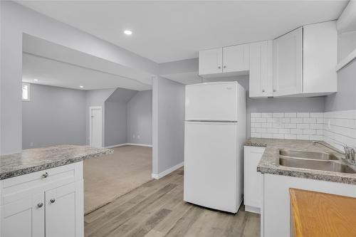 2322 Scenic Road, Kelowna, BC - Indoor Photo Showing Kitchen With Double Sink