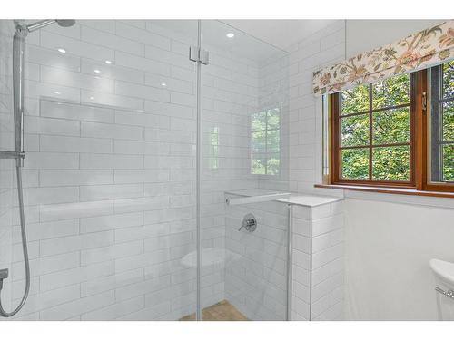 Salle de bains - 121 Rue Dicaire, Mont-Tremblant, QC - Indoor Photo Showing Bathroom