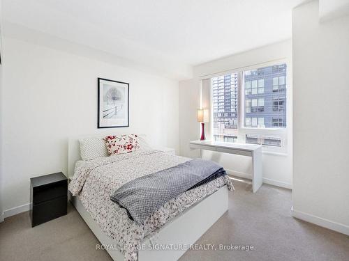 605-55 East Liberty St, Toronto, ON - Indoor Photo Showing Bedroom