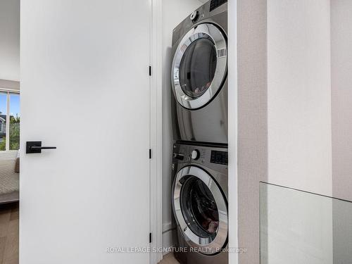 75 Holborne Ave, Toronto, ON - Indoor Photo Showing Laundry Room