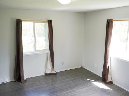 1721 Chasm Road, Clinton, BC - Indoor Photo Showing Other Room