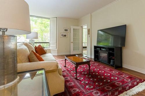 28 Duke Street|Unit #102, Hamilton, ON - Indoor Photo Showing Living Room