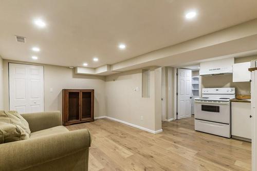 136 East 21St Street, Hamilton, ON - Indoor Photo Showing Basement