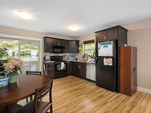 5237 Dewar Rd, Nanaimo, BC 