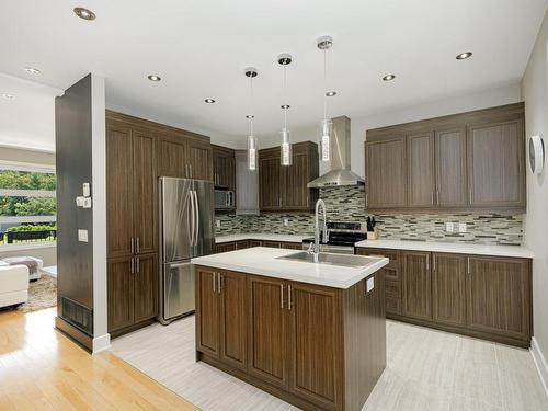 Kitchen - 424 Rue Marc-André, Saint-Colomban, QC - Indoor Photo Showing Kitchen With Double Sink With Upgraded Kitchen