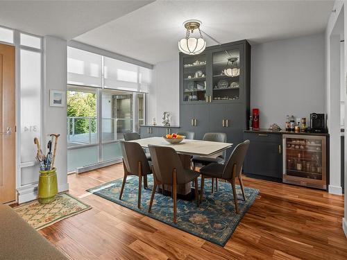 314-68 Songhees Rd, Victoria, BC - Indoor Photo Showing Dining Room