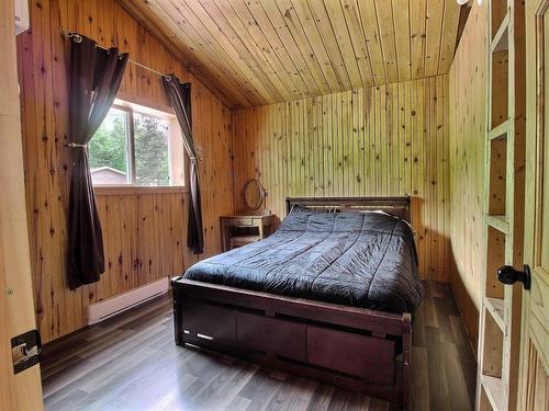 Bedroom - 919 Ch. Du Lac-Des-Quinze, Moffet, QC - Indoor Photo Showing Bedroom