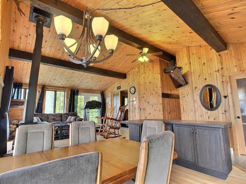 Dining room - 919 Ch. Du Lac-Des-Quinze, Moffet, QC - Indoor Photo Showing Dining Room