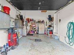 Garage - 