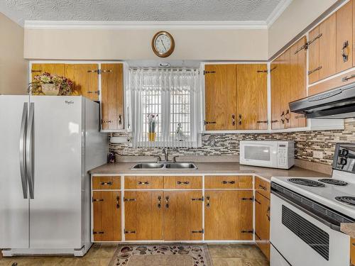 Kitchen - 5660Z  - 5662Z Rue St-Laurent, Lévis (Desjardins), QC - Indoor Photo Showing Kitchen With Double Sink