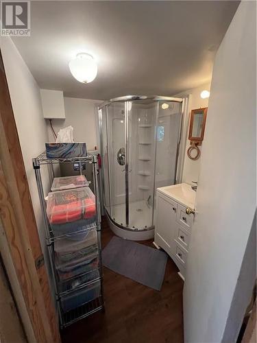 959 Narrows Lane, Leeds And The Thousand Islands, ON - Indoor Photo Showing Bathroom