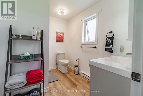 2475 Jermyn Line, Peterborough (Otonabee), ON - Indoor Photo Showing Bathroom