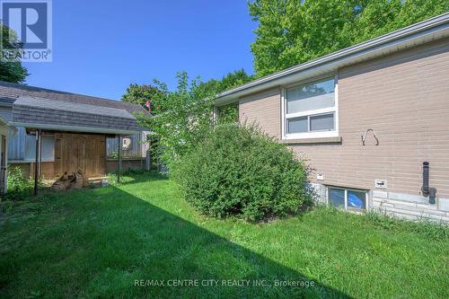 76 Meadowlily Road N, London, ON - Outdoor With Exterior