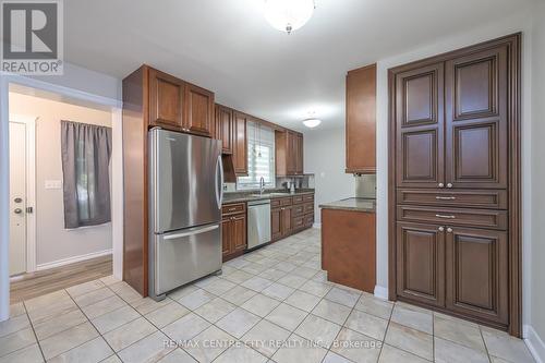 76 Meadowlily Road N, London, ON - Indoor Photo Showing Kitchen