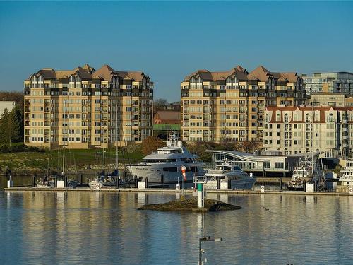 508-21 Dallas Rd, Victoria, BC - Outdoor With Body Of Water With Facade