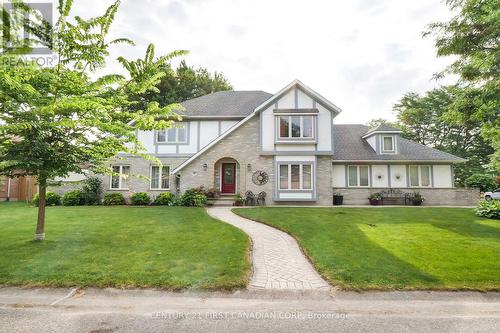 35 Monte Vista Crescent, London, ON - Outdoor With Facade