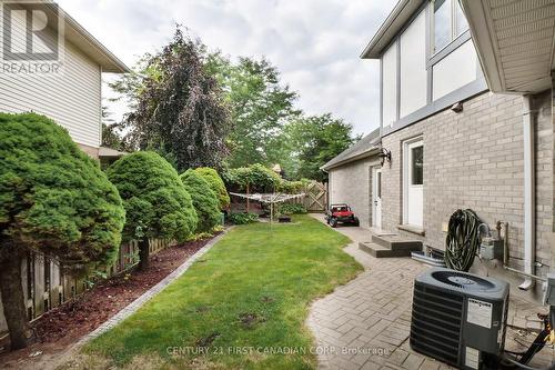 35 Monte Vista Crescent, London, ON - Outdoor With Exterior