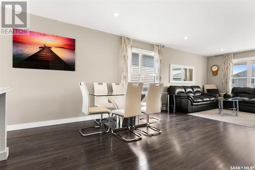 4073 Delhaye Way, Regina, SK - Indoor Photo Showing Living Room