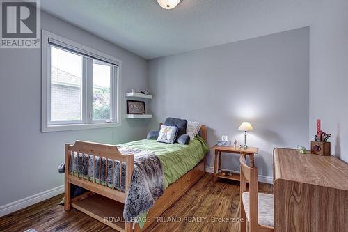 31 Symphony Court, St. Thomas, ON - Indoor Photo Showing Bedroom