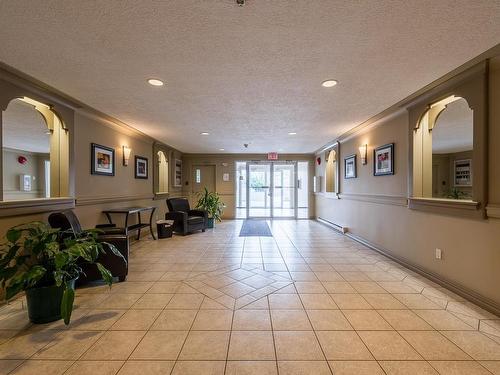 203-712 Sahali Terrace, Kamloops, BC 