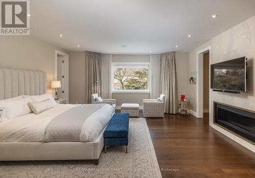 148 Highland Crescent, Toronto (Bridle Path-Sunnybrook-York Mills), ON - Indoor Photo Showing Bedroom With Fireplace