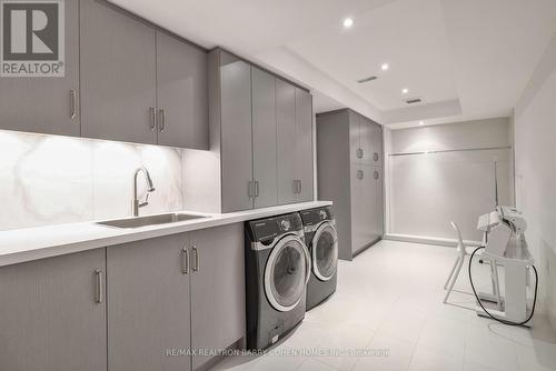 148 Highland Crescent, Toronto (Bridle Path-Sunnybrook-York Mills), ON - Indoor Photo Showing Laundry Room