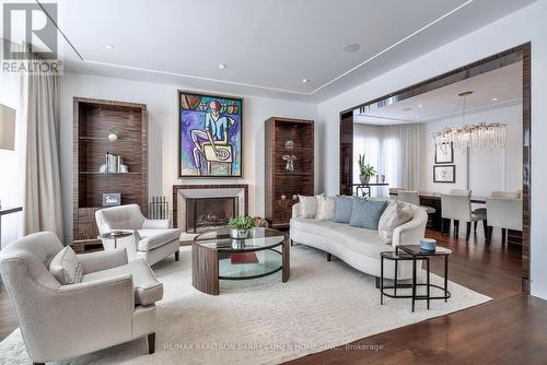 148 Highland Crescent, Toronto (Bridle Path-Sunnybrook-York Mills), ON - Indoor Photo Showing Living Room With Fireplace