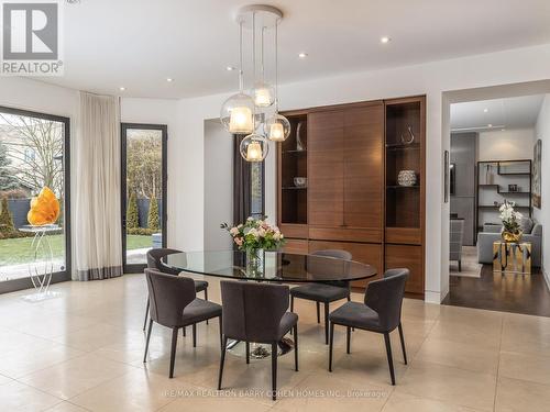 148 Highland Crescent, Toronto (Bridle Path-Sunnybrook-York Mills), ON - Indoor Photo Showing Dining Room