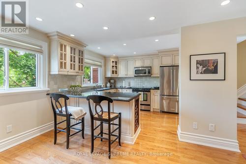 4 - 1764 Rathburn Road E, Mississauga (Rathwood), ON - Indoor Photo Showing Kitchen With Upgraded Kitchen