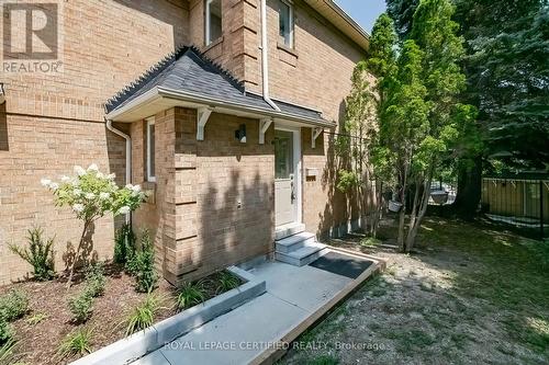 153 - 99 Bristol Road E, Mississauga (Hurontario), ON - Outdoor