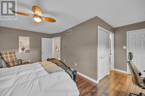 25 Lindsay Drive, Haldimand, ON - Indoor Photo Showing Bedroom