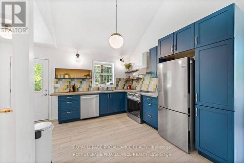 148 Evergreen Lane, Brighton, ON - Indoor Photo Showing Kitchen