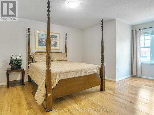 118 Ina Lane, Whitchurch-Stouffville (Stouffville), ON - Indoor Photo Showing Bedroom