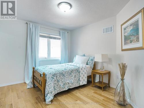 118 Ina Lane, Whitchurch-Stouffville (Stouffville), ON - Indoor Photo Showing Bedroom