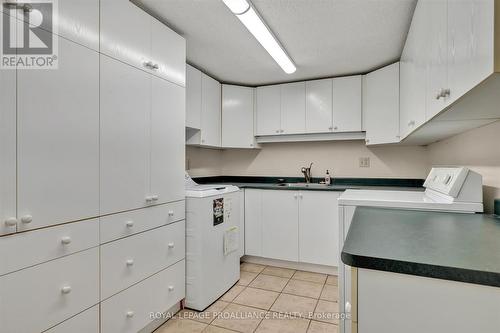 1055 Primrose Lane, Smith-Ennismore-Lakefield, ON - Indoor Photo Showing Kitchen