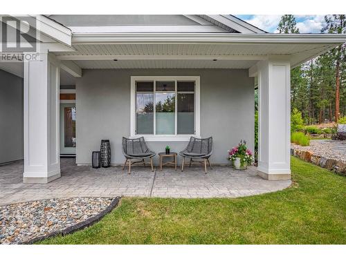 4534 Gallaghers Edgewood Court, Kelowna, BC - Outdoor With Deck Patio Veranda