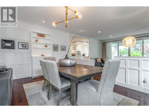 4534 Gallaghers Edgewood Court, Kelowna, BC - Indoor Photo Showing Dining Room