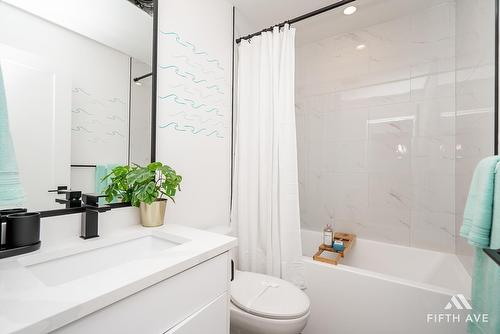 4 20463 70 Avenue, Langley, BC - Indoor Photo Showing Bathroom