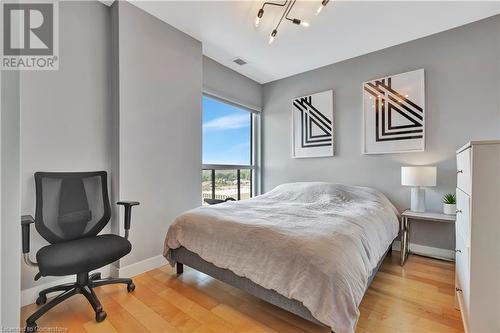 1 Victoria Street S Unit# 1001, Kitchener, ON - Indoor Photo Showing Bedroom