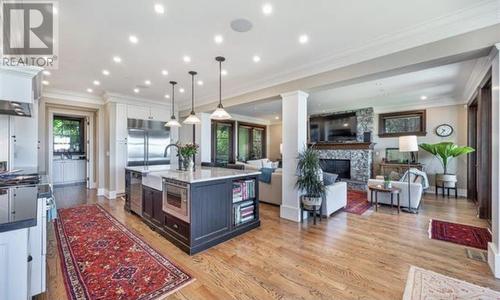 1373 Chartwell Drive, West Vancouver, BC - Indoor Photo Showing Kitchen With Fireplace With Upgraded Kitchen