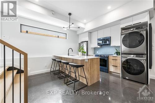 322 Perrier Avenue, Ottawa, ON - Indoor Photo Showing Laundry Room