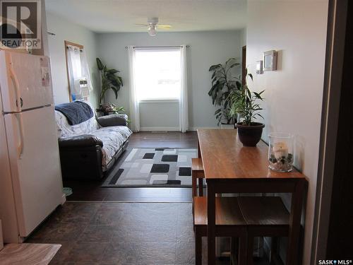 500 Railway Avenue W, Nipawin, SK - Indoor Photo Showing Living Room