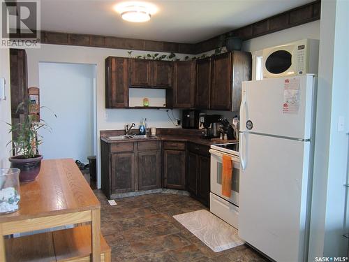 500 Railway Avenue W, Nipawin, SK - Indoor Photo Showing Kitchen